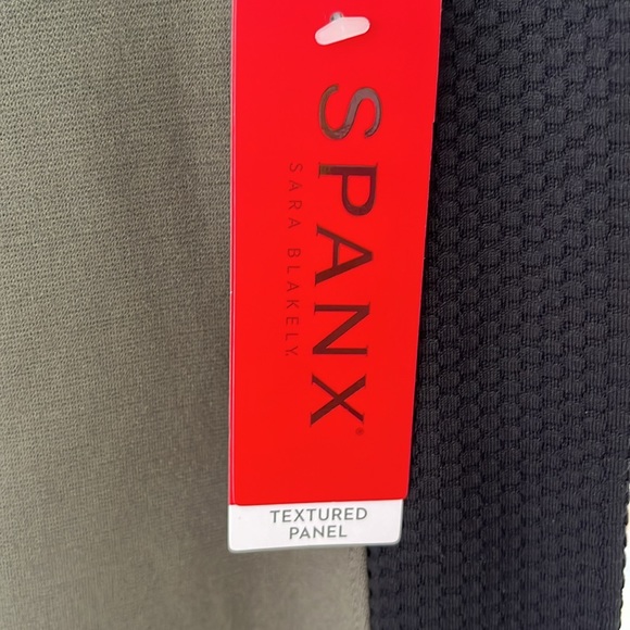 NWT Spanx textured panel leggings forest green M and top L - Picture 3 of 10